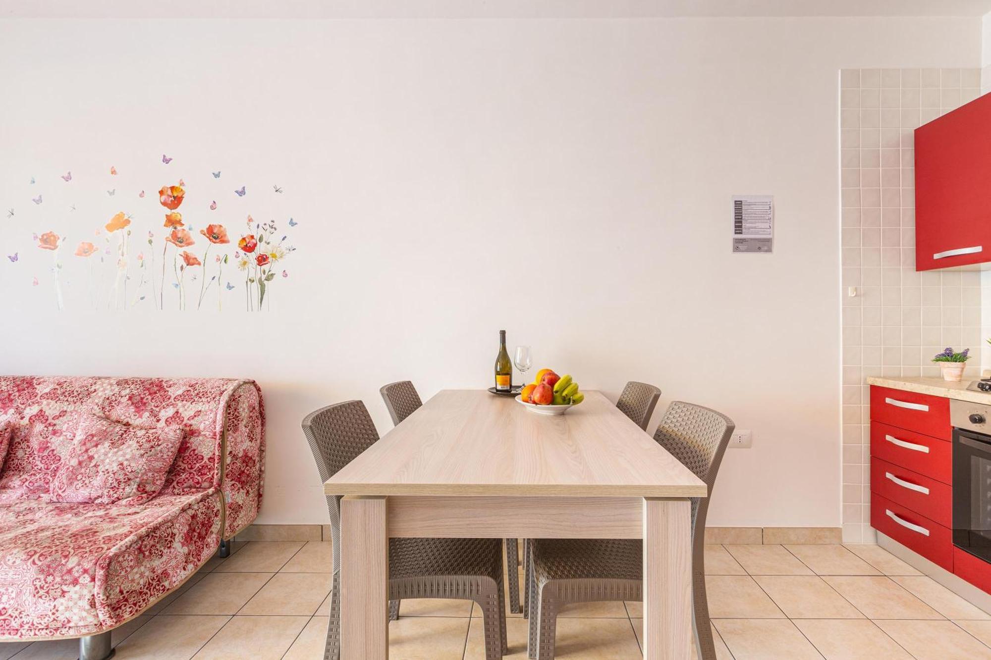Blusea Beach Apartments San Pietro in Bevagna Eksteriør billede