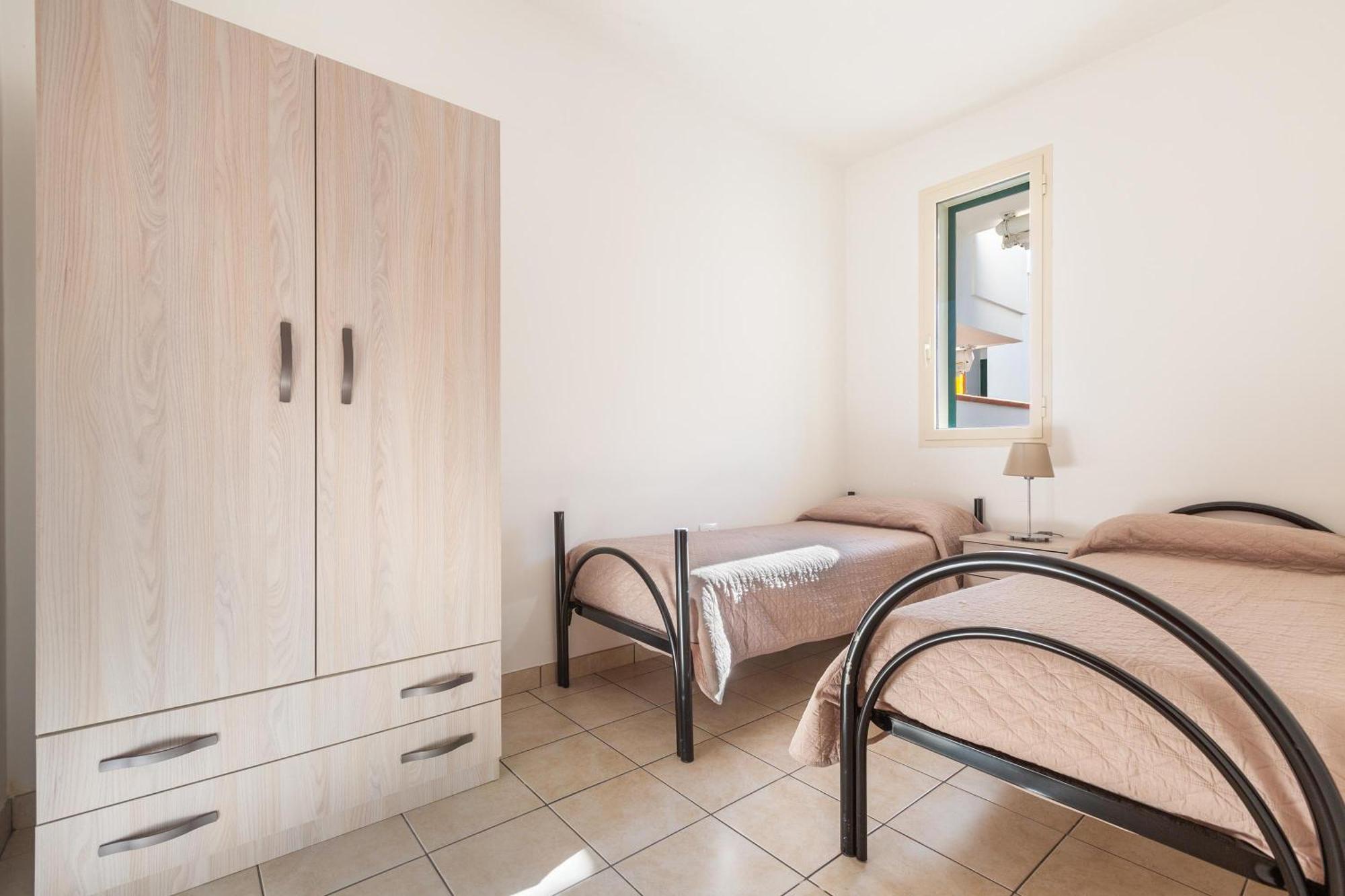 Blusea Beach Apartments San Pietro in Bevagna Eksteriør billede