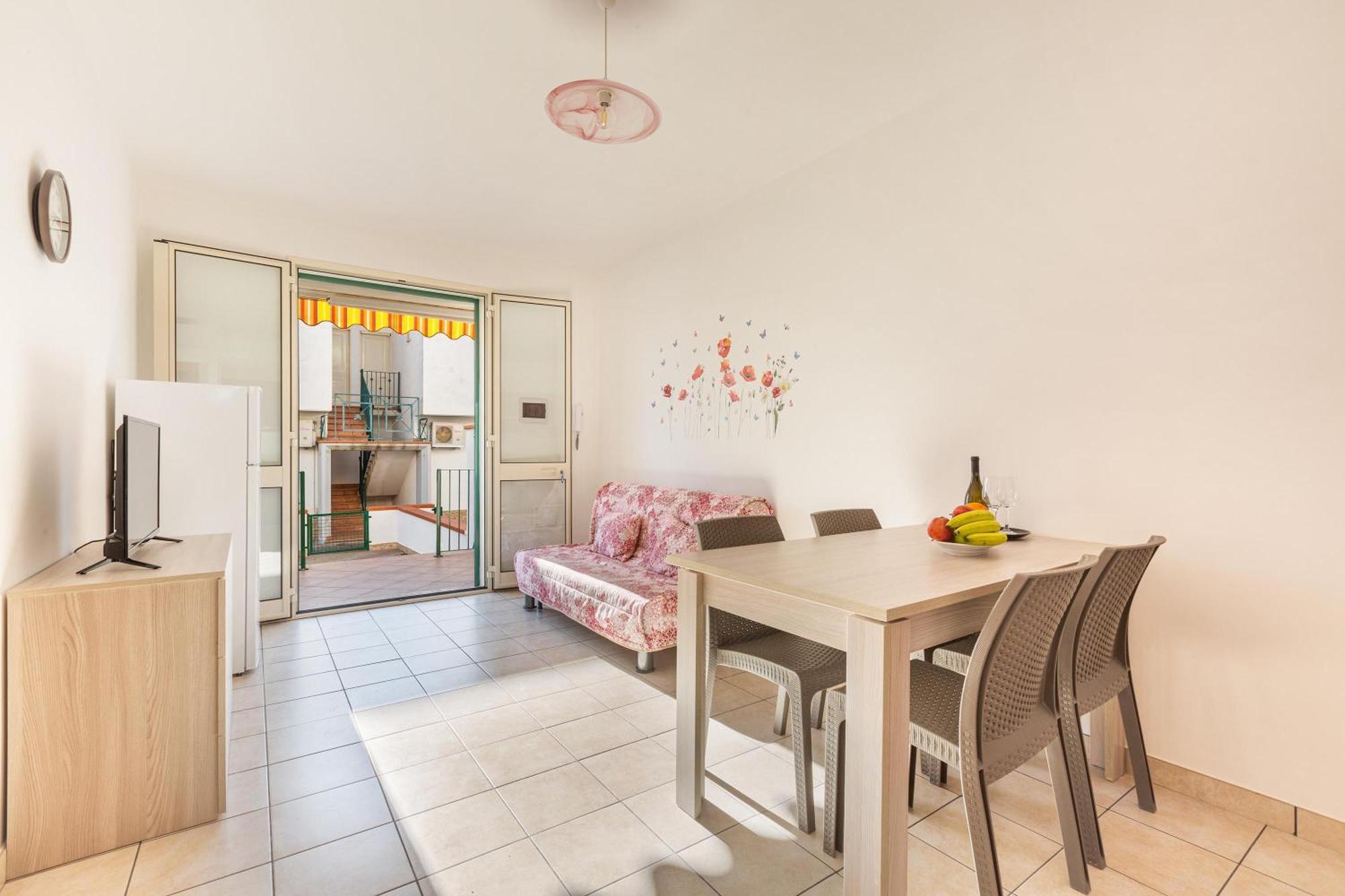 Blusea Beach Apartments San Pietro in Bevagna Eksteriør billede